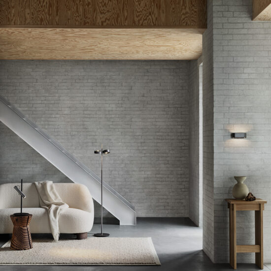 Stehleuchte für Beleuchtung von Dachschrägen Stehleuchte für Beleuchtung von Dachschrägen